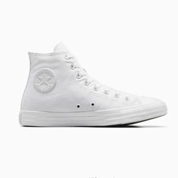 Converse Chuck Taylor All Star monochromatic white canvas high tops. 10 W 8  Men - Picture 2 of 10